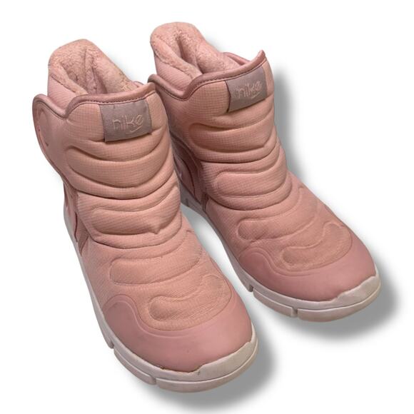 Nike Kids Girls Novice Boot Pink Glaze Size 2 Snow Winter Quilted - Picture 1 of 6